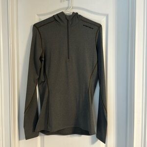 🆕 Hot Chilly’s Quarter Zip with Hood Large NWT